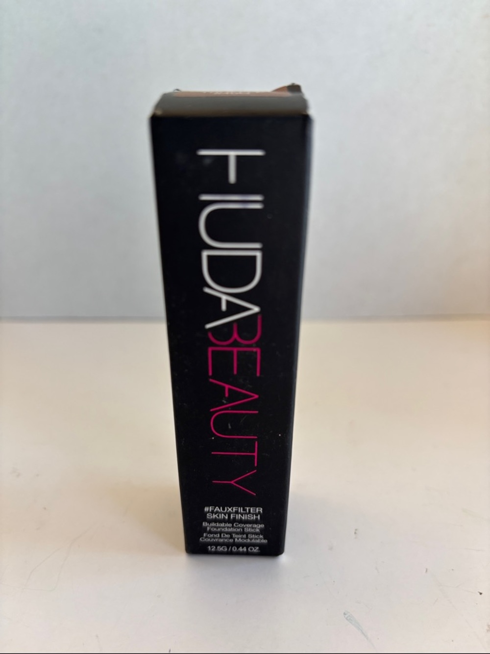 HUDA BEAUTY Faux Filter Skin Finish 540G Chocolate Truffle